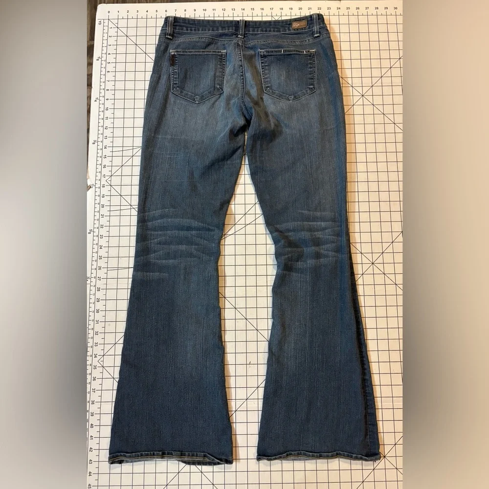 PAIGE Women’s Size‎ 31 Canyon Flare Jeans